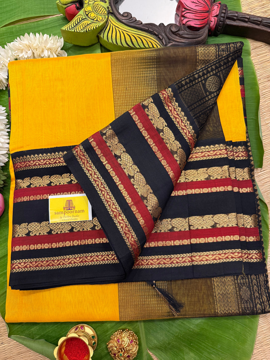 Mambazha Manjal With Black, Traditional Rich Kanchi Borders and Rich Pallu Korvai Silk Cotton Saree