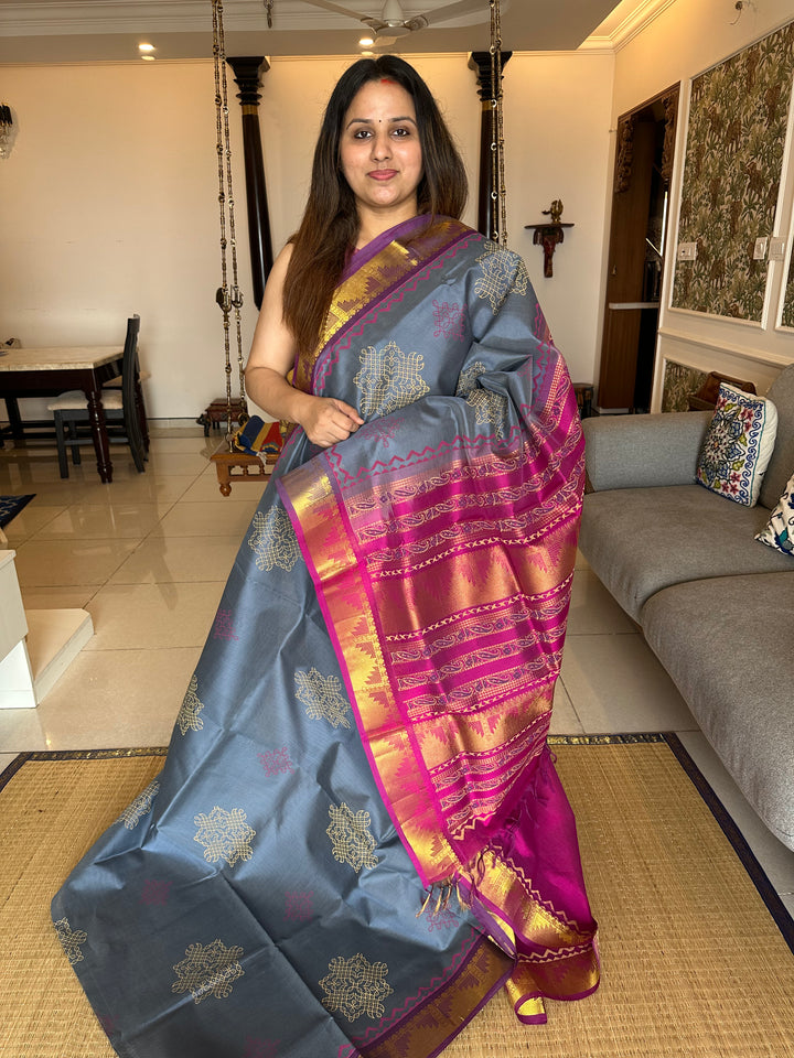 Grey With Magenta Kolam Handblock Printed Silk Cotton Saree