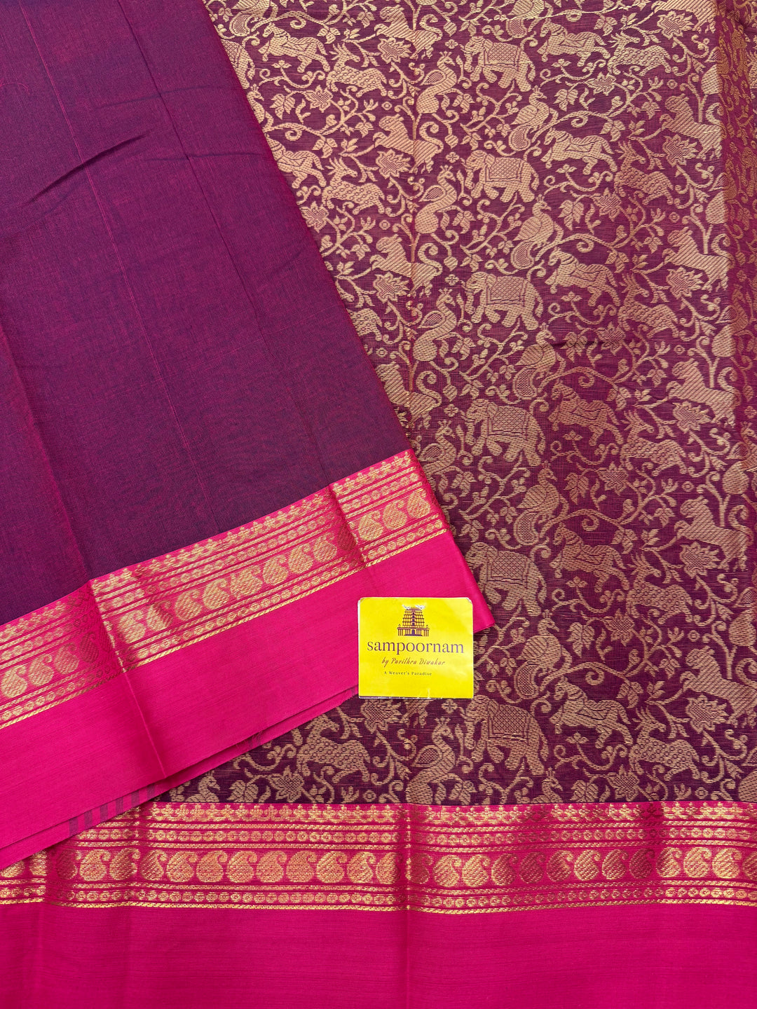 Magenta with Pink , Rich Vanasingaram thread motif in the body , Traditional borders and Plain Pallu Chettinad Cottton Saree