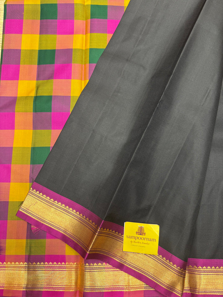 A Classic Black with Small Border with  Traditional Pallum Pazham Kattam in the Pallu and Blouse