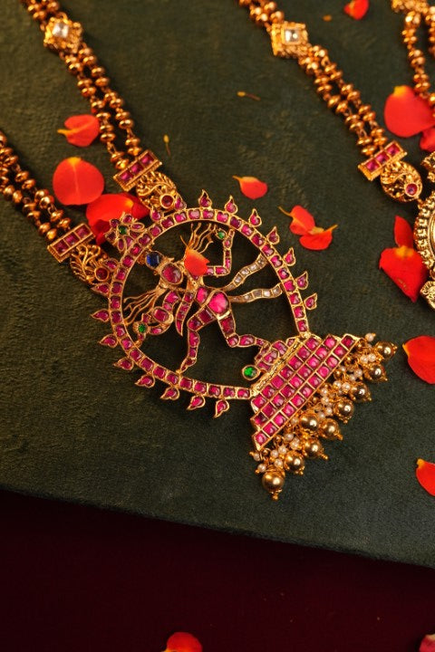 A Tribute to heritage - Lord Nataraja Jadau Kundan Stone Pendant with Rettavari Kemp Chain
