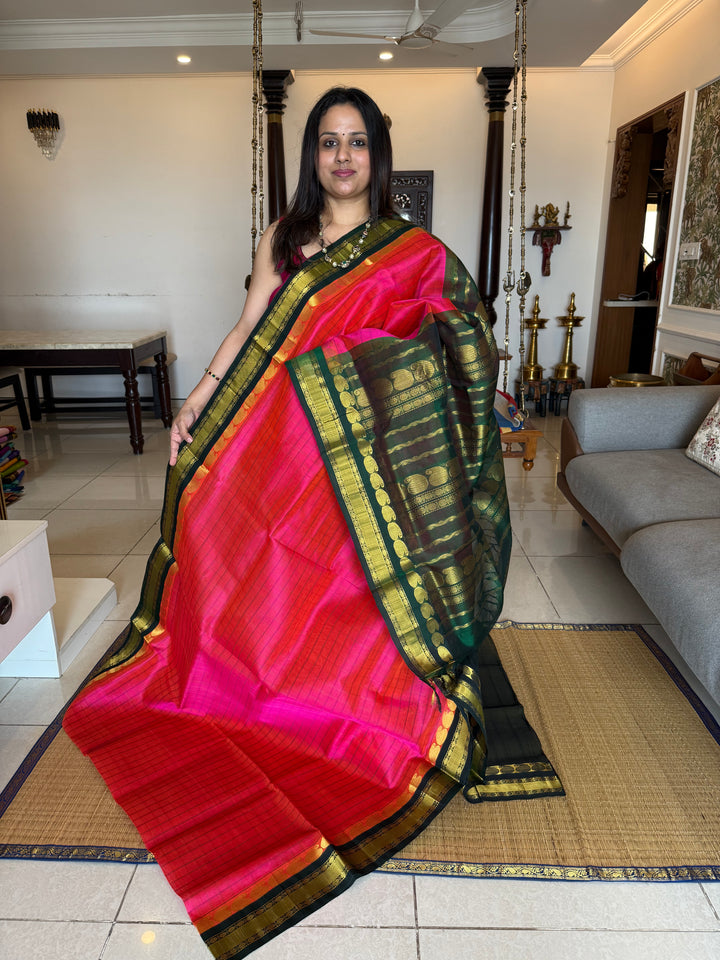 Reddish Pink with Green colour ,full body checks ,traditional border rich pallu Korvai Silk Cotton Saree