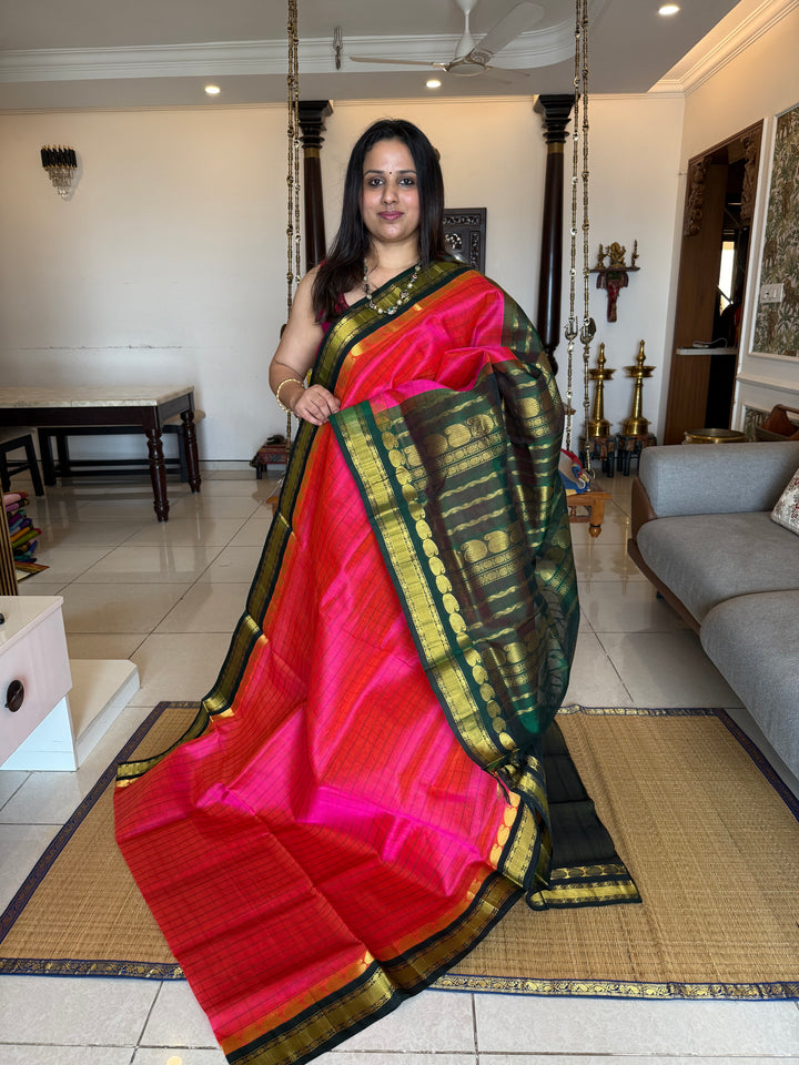 Reddish Pink with Green colour ,full body checks ,traditional border rich pallu Korvai Silk Cotton Saree