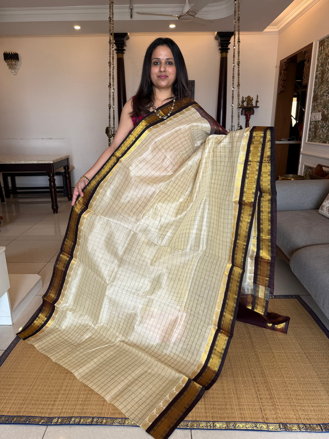 Offwhite with Brown ,full body checks ,traditional border rich pallu Korvai Silk Cotton Saree