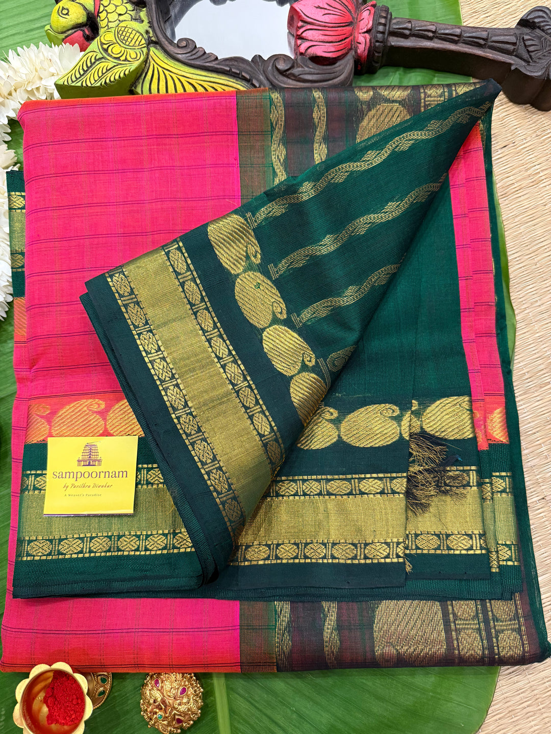 Reddish Pink with Green colour ,full body checks ,traditional border rich pallu Korvai Silk Cotton Saree