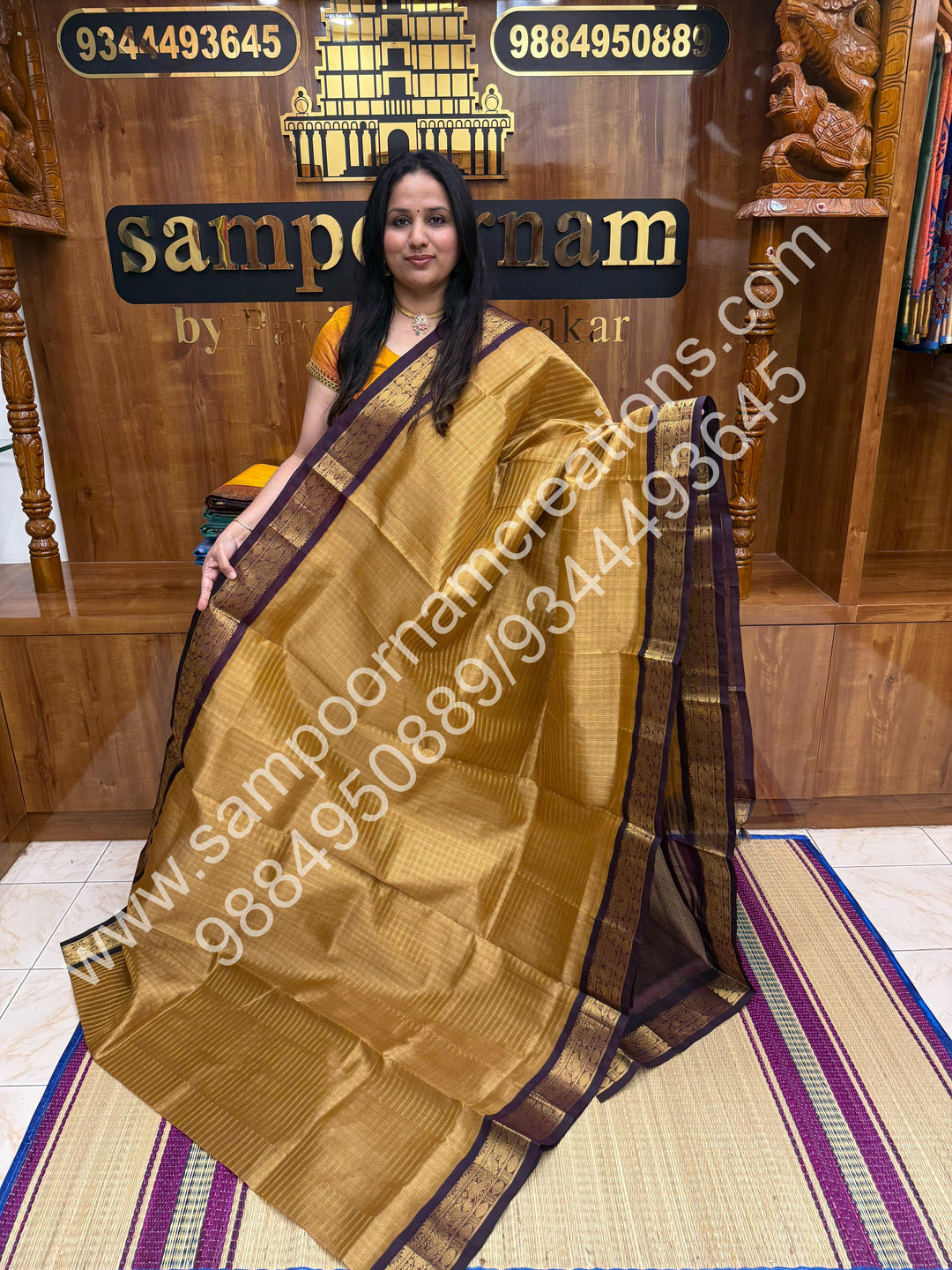 Gold with Arakku , Rich Zari Checks in the body and Traditional Border , Grand Pallu Pure Korvai Silk Cotton Saree