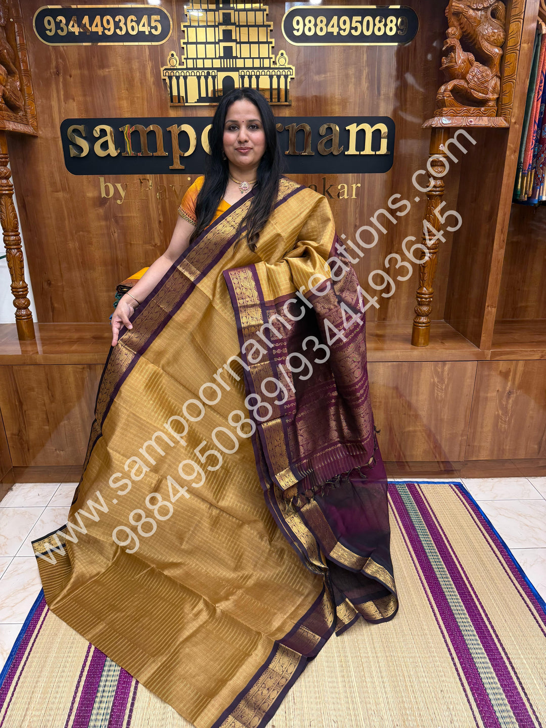 Gold with Arakku , Rich Zari Checks in the body and Traditional Border , Grand Pallu Pure Korvai Silk Cotton Saree