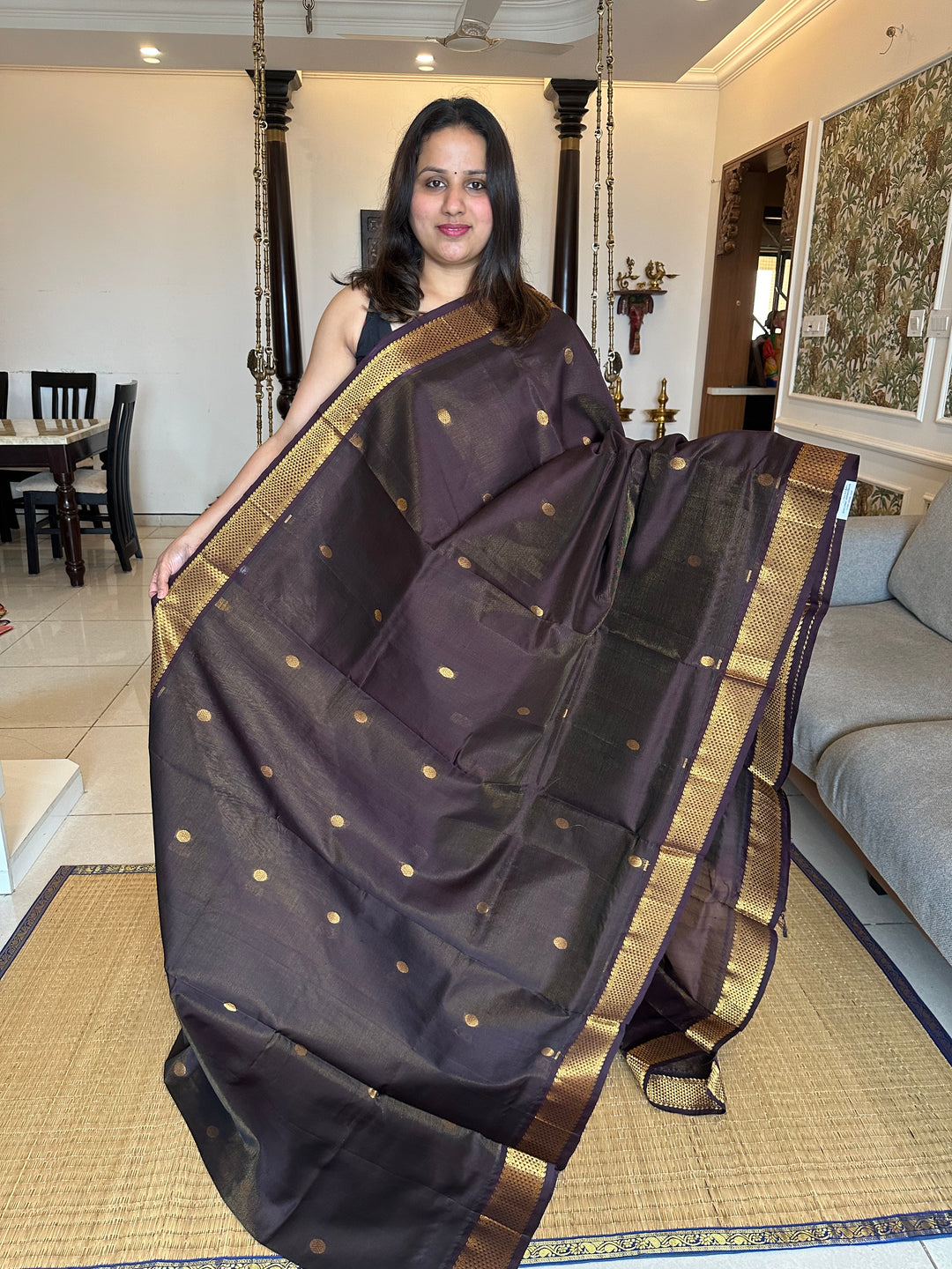 Dark Brown with Rich Body Butta Vairaoosi Silk Cotton Saree