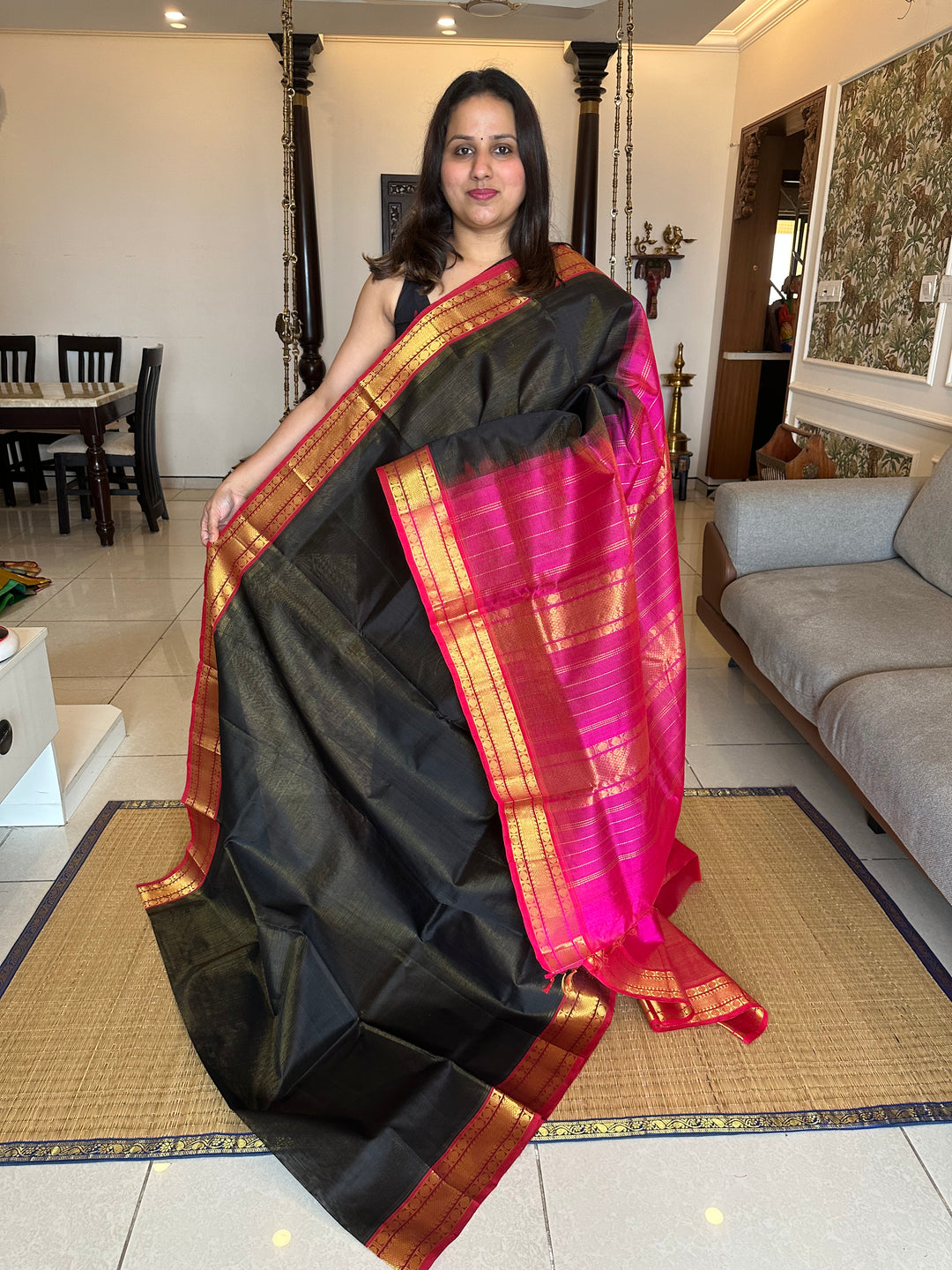 Black with Pink Vairaoosi Silk Cotton Saree