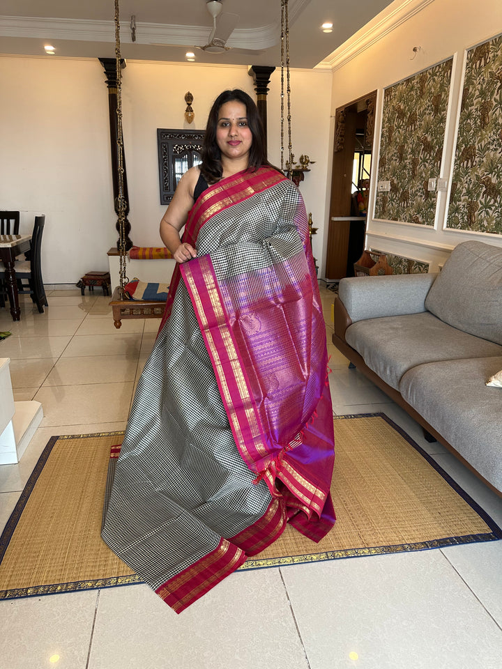 Offwhite Black & White Podi Kattam - Magenta Rettapet Border Rich pallu Korvai Silk Cotton Saree