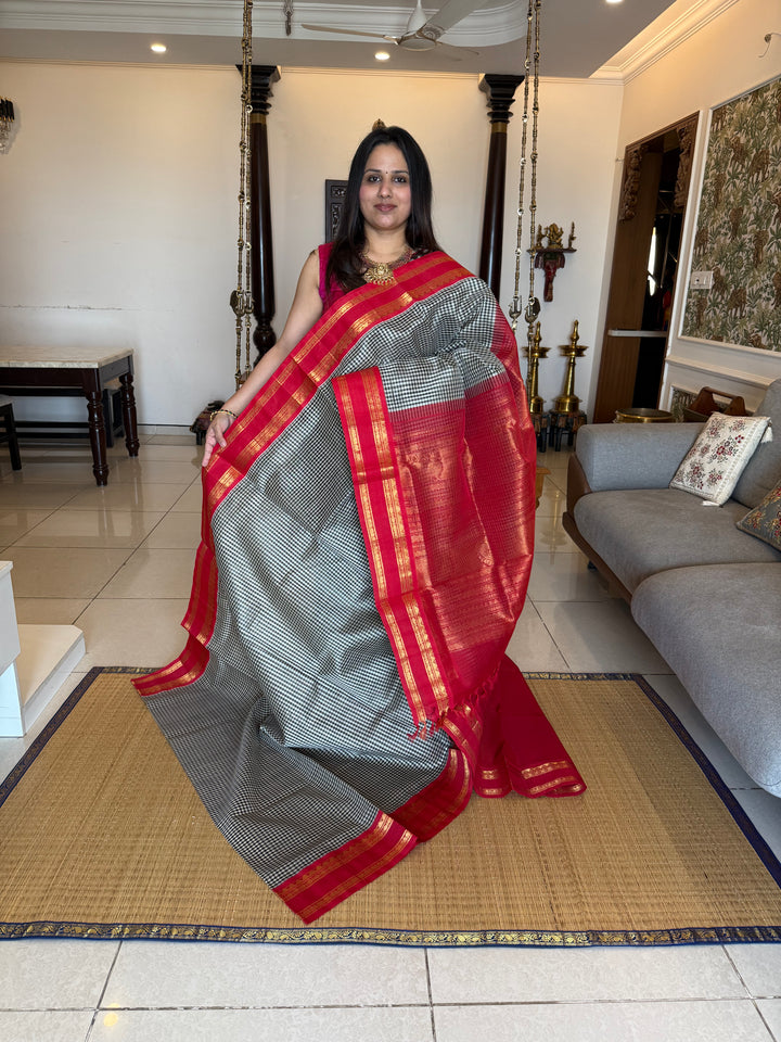Black and White Podi Kattaam with red colour , rettapet border and traditional rich Pallu Korvai Silk Cotton Saree