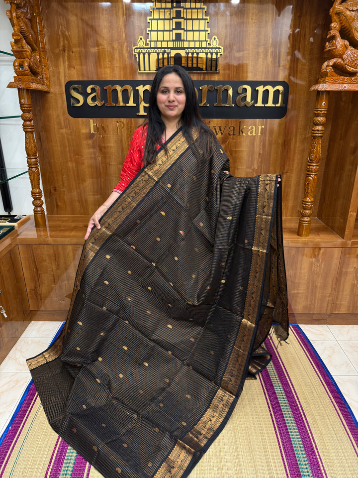 Black ,Podi Zari Kattam in the Body, Traditional Borders and Rich Pallu Semi Silk Cotton Saree