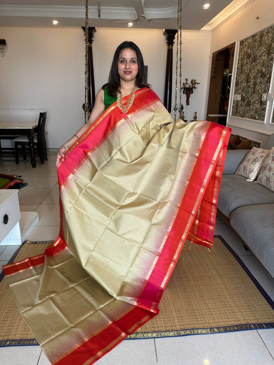 Offwhite with Pinkish Orange Zari Podi Kattam , Rettapet Border Rich Pallu