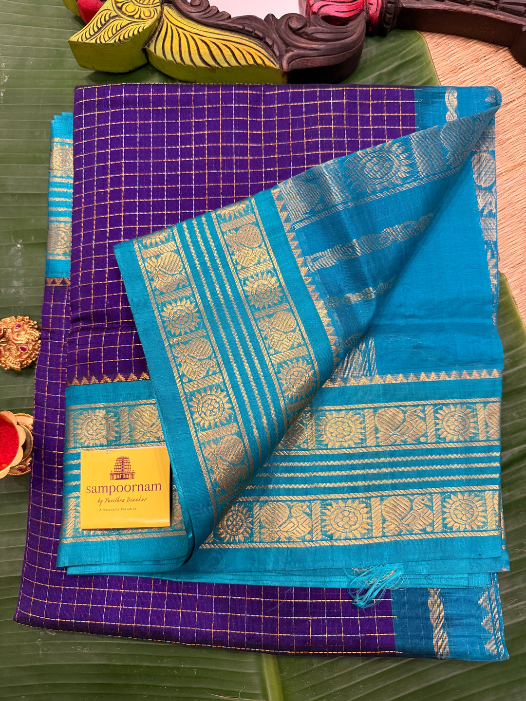 Dark Blue with Light Blue , Zari Kattam in the Body Traditional Borders and Rich Pallu Korvai Silk Cotton Saree
