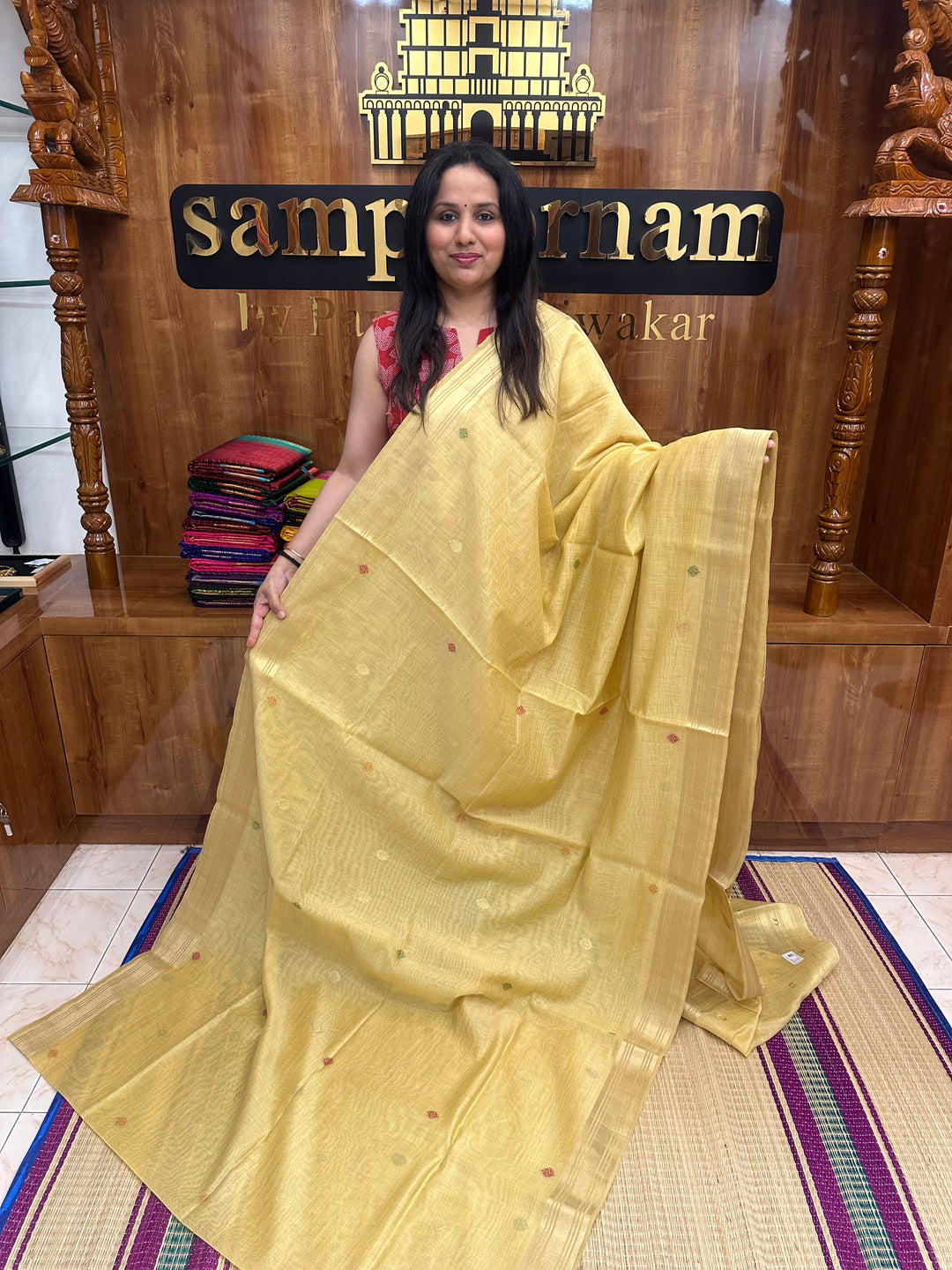 Pale Yellow  , Paithani borders and Rich Paithani Pallu Soft Cotton Saree