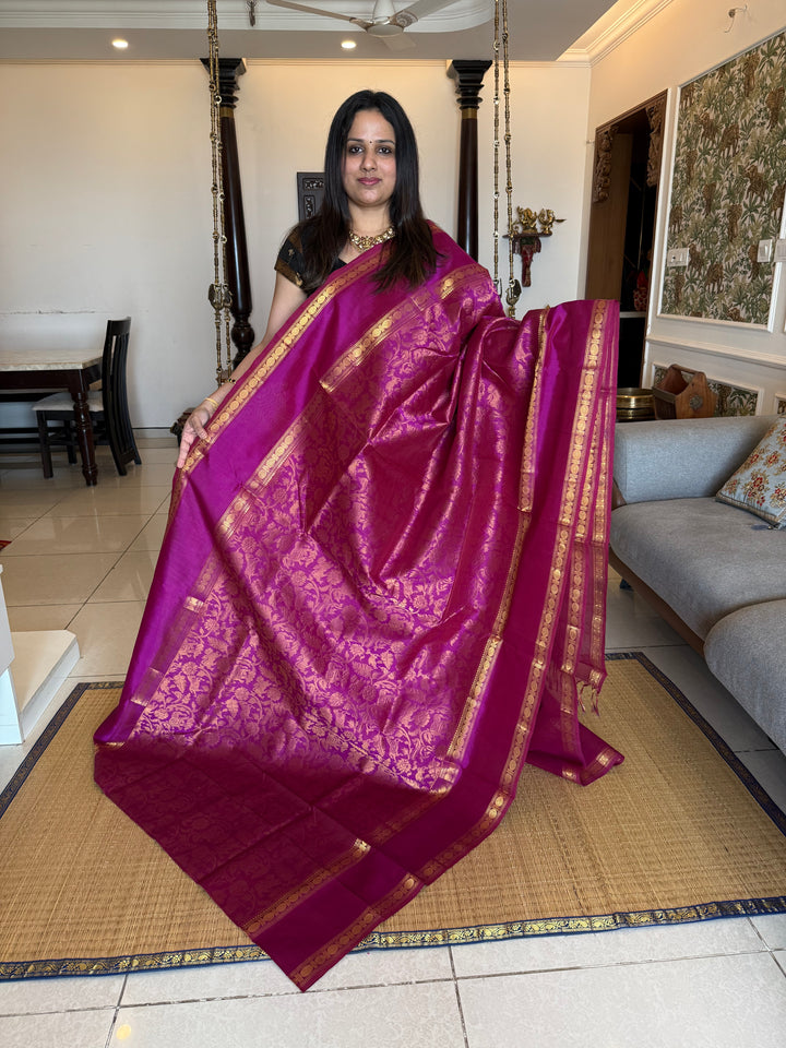 Dark magenta , rettapet border , rich Zari vanasingaram in the body and traditional Pallu , Korvai silk cotton saree