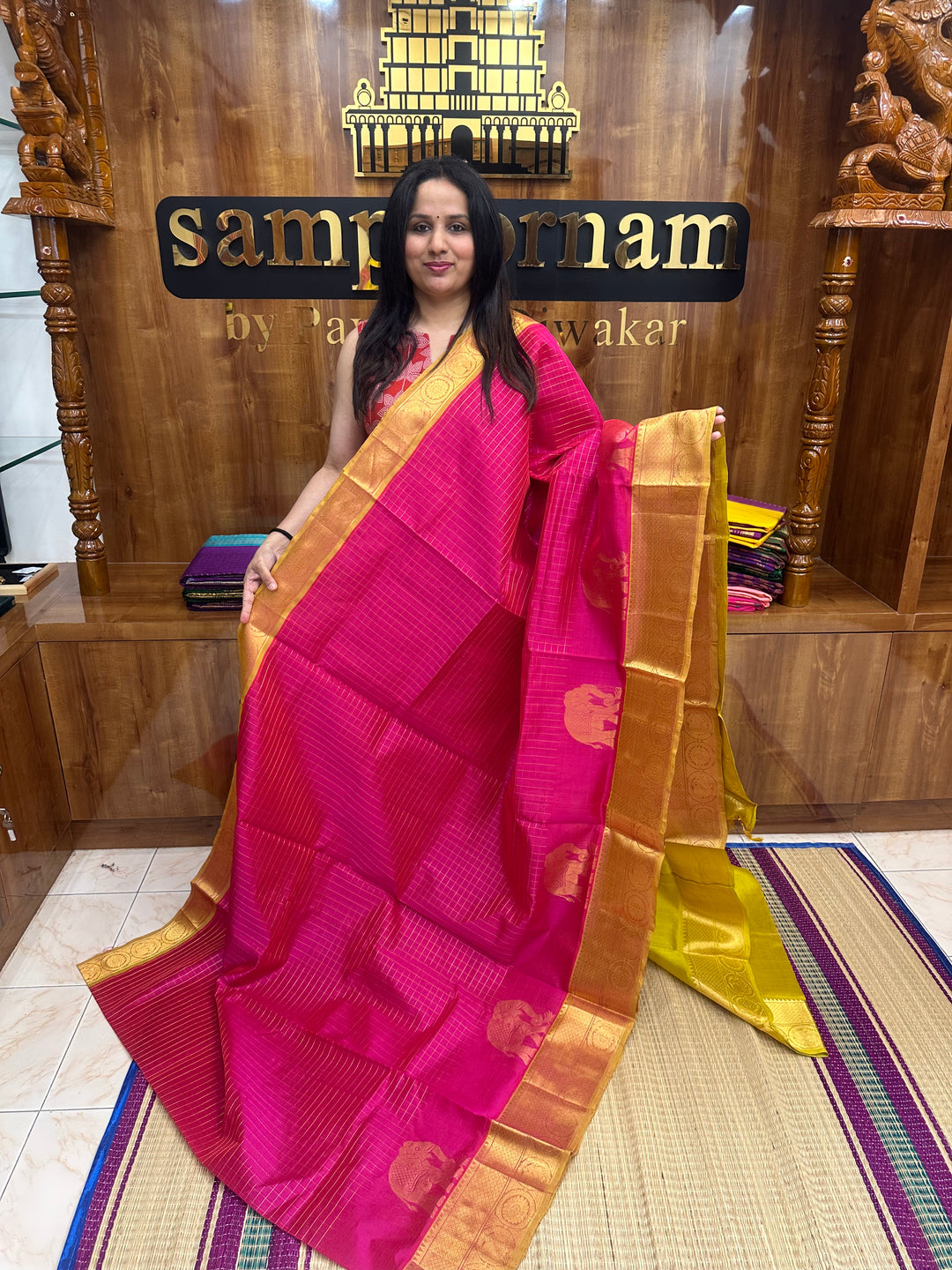 Pink Lemon Yellow , Zari Checks in the body with One side Elephant Motif in the borders , Rich Pallu Korvai Silk Cotton Saree