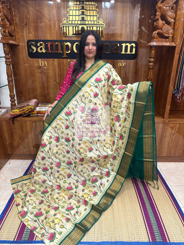 Offwhite with Green , Traditional Temple Border ,Pichwai Printed Korvai Silk Cotton Saree