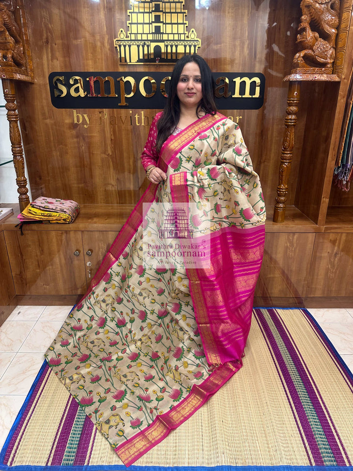 Offwhite with Pink , Traditional Borders and Rich Pallu Pichwai Printed Korvai Silk Cotton Saree