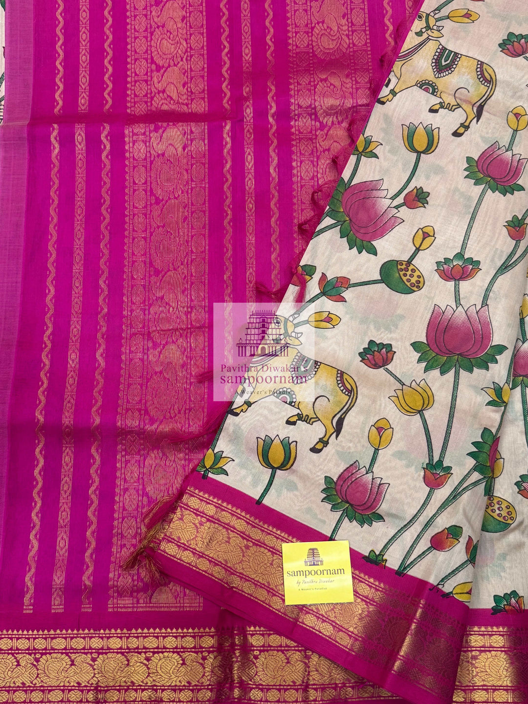 Offwhite with Pink , Traditional Borders and Rich Pallu Pichwai Printed Korvai Silk Cotton Saree