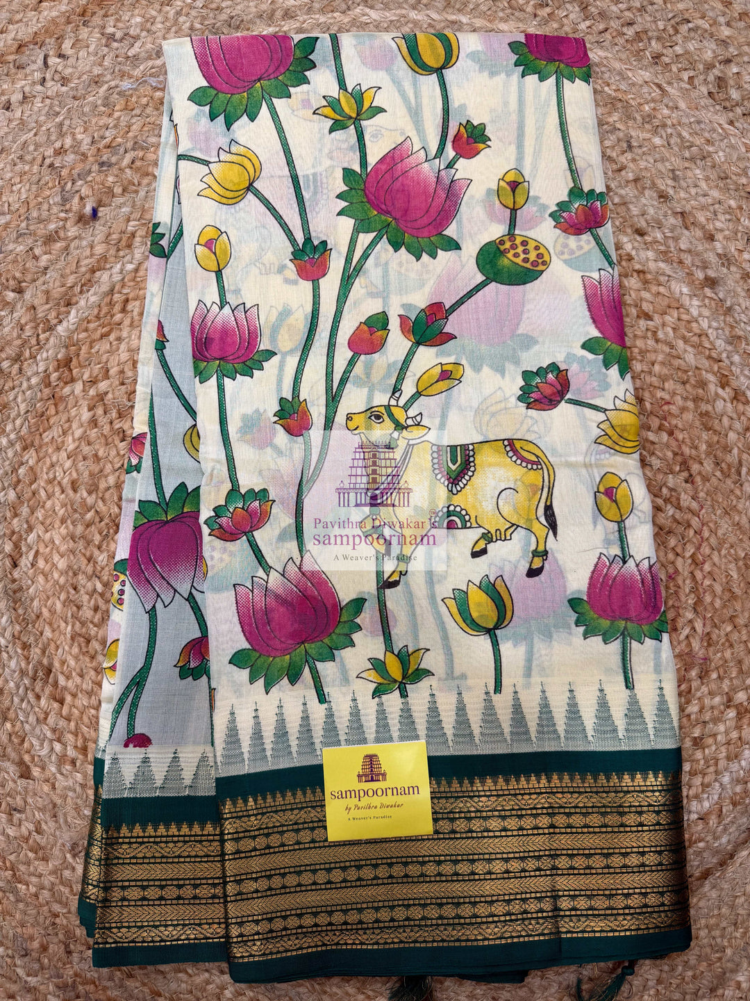 Offwhite with Green , Traditional Temple Border ,Pichwai Printed Korvai Silk Cotton Saree