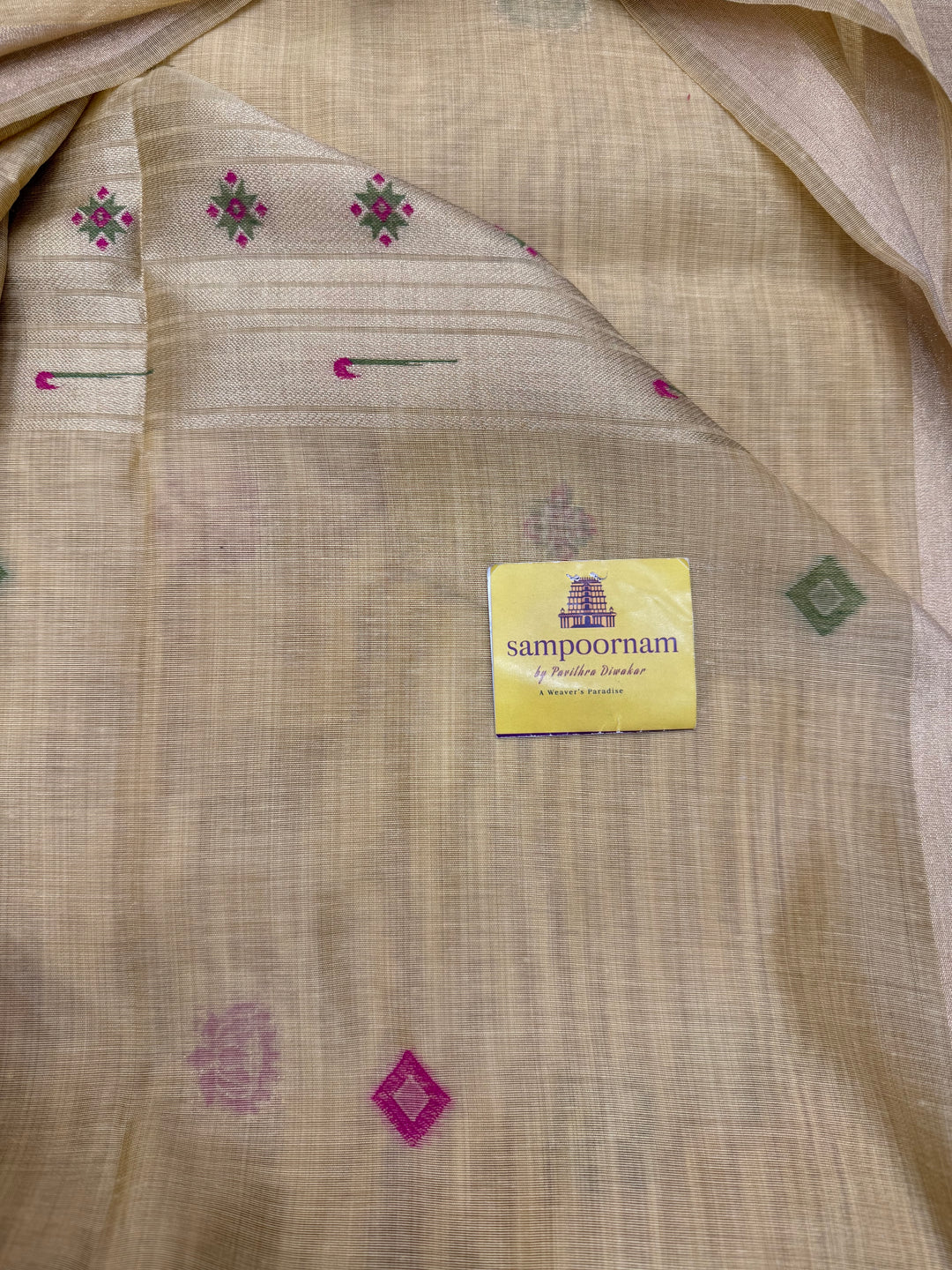 Pale Yellow  , Paithani borders and Rich Paithani Pallu Soft Cotton Saree