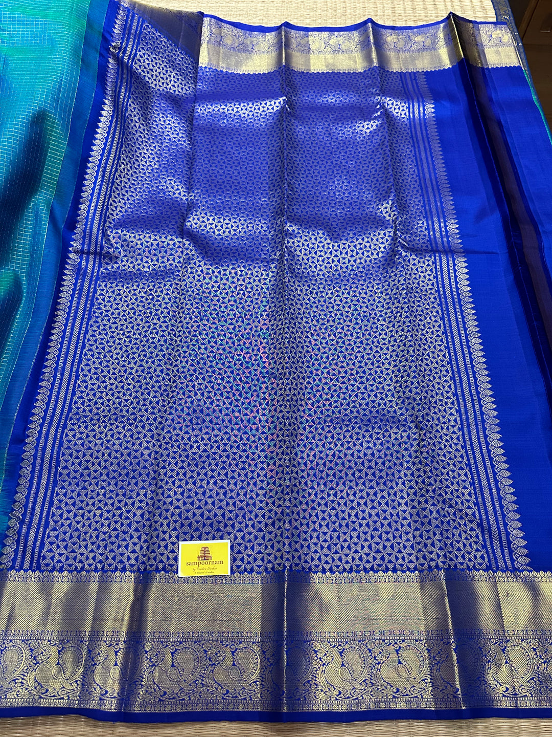 Bluish Green with Blue , Rich Butta, Body Podi Kattam and Rich Border Pallu Pure Kanjivaram Silk Saree