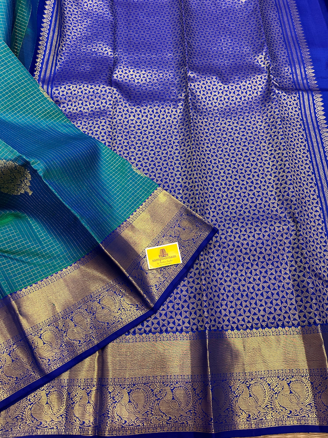 Bluish Green with Blue , Rich Butta, Body Podi Kattam and Rich Border Pallu Pure Kanjivaram Silk Saree