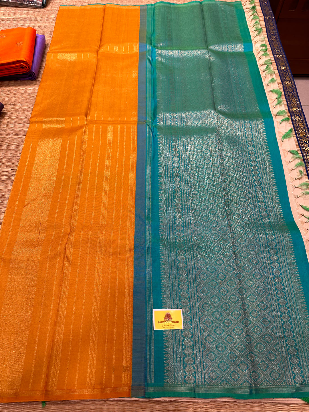 Offwhite with Double Coloured Border Mustard and Sea Green , Rich Annam and Rudraksh Zari Butta, Rich pallu ,Kanjivaram Pure Zari Silk Saree