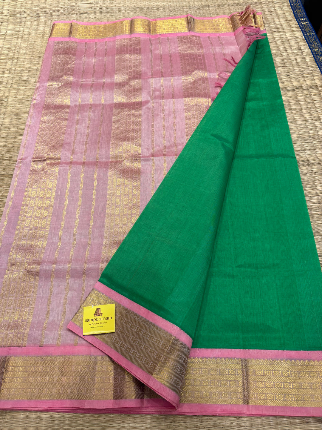 Parrot Green with Baby Pink  traditional borders rich Pallu Korvai Silk Cotton Saree