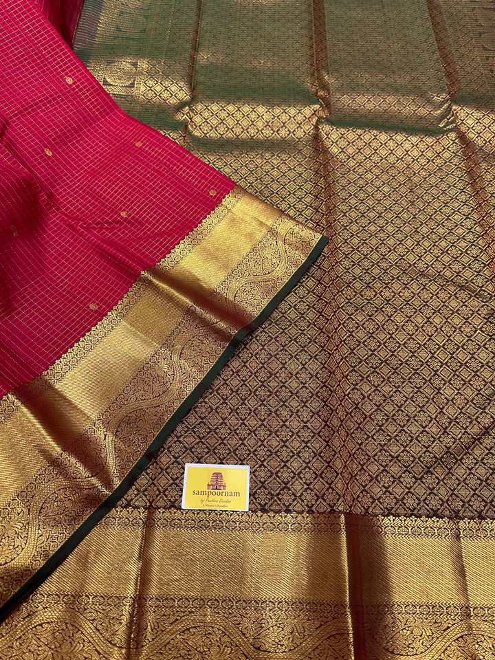 Traditional Red with Manthulir Green Body Podi Kattam with Butta Rich Pure Kanjivaram Silk Saree