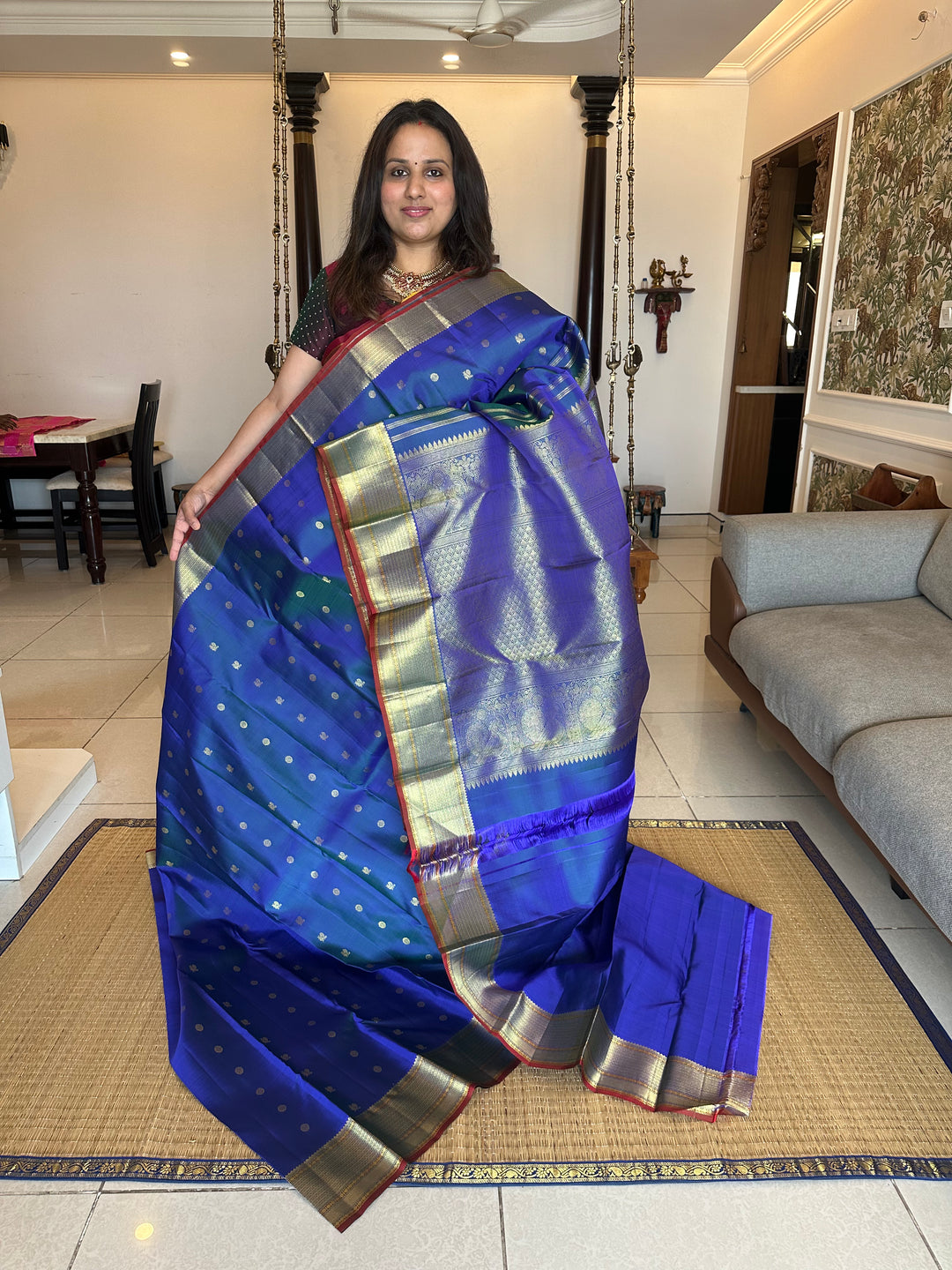 Mayil Kazhuthu Blue with Annam And Rudraksh Butta Rich Border and Pallu Pure Kanjivaram Silk Saree