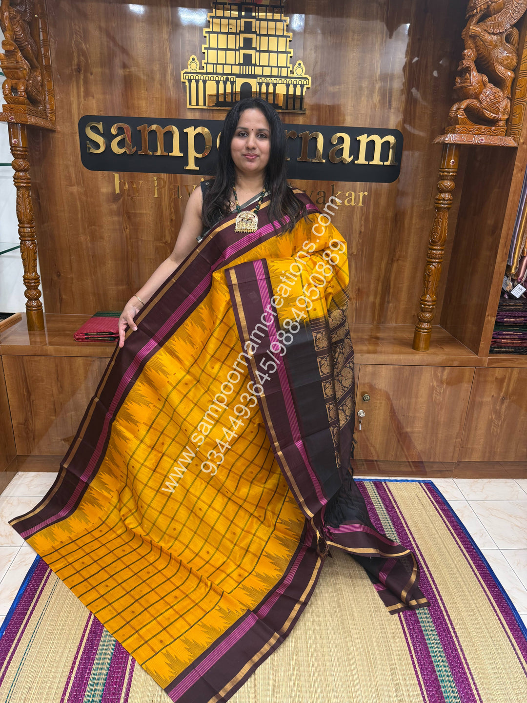 Mustard with Brown , checks with zari buttain the body , temple design  Rettapet borders , Grand Pallu Korvai Silk Cotton Saree