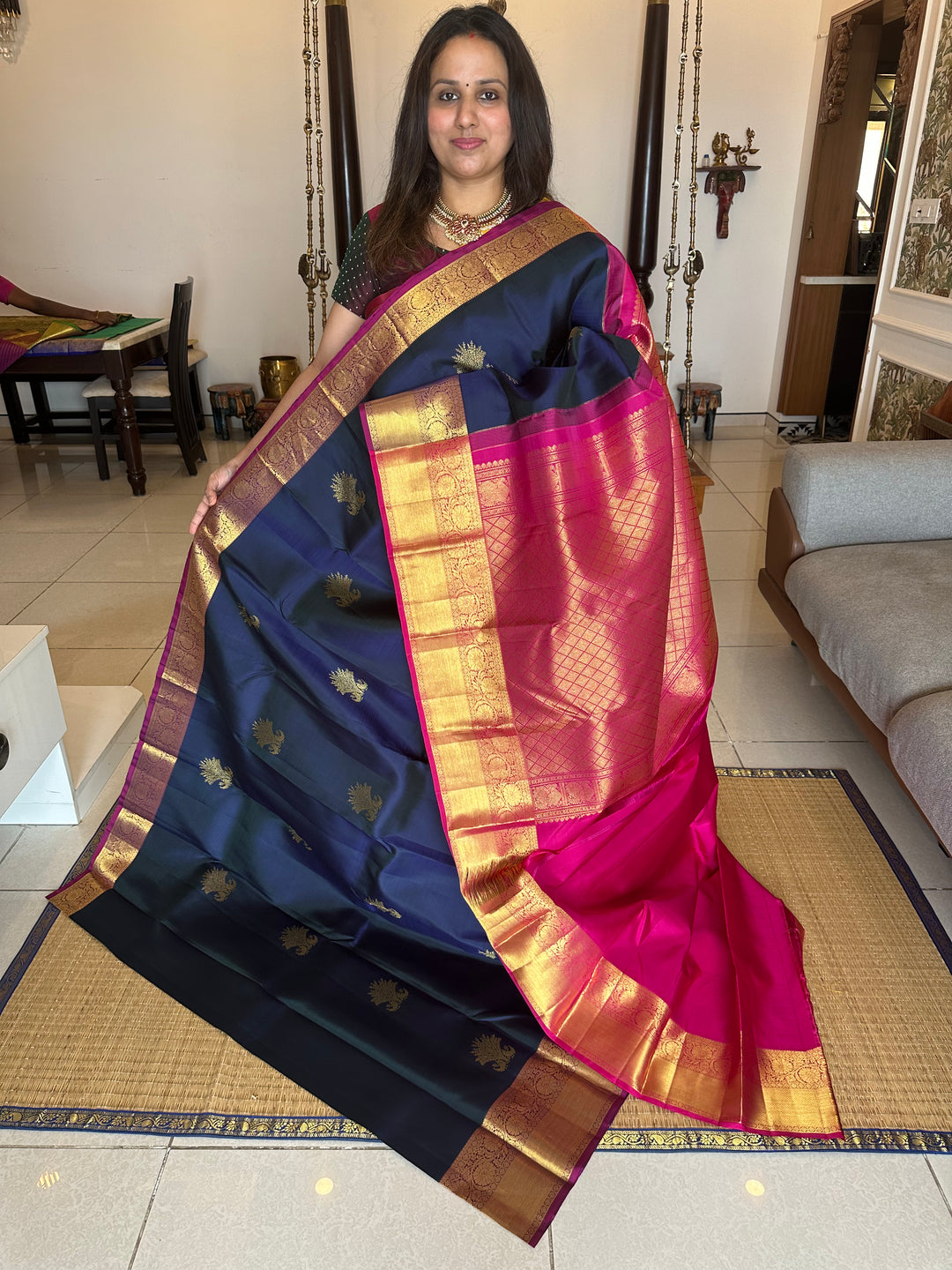 Dark Blue with Pink Rich Peacock Butta , Rich Border and Pallu Pure Kanjivaram Silk Saree