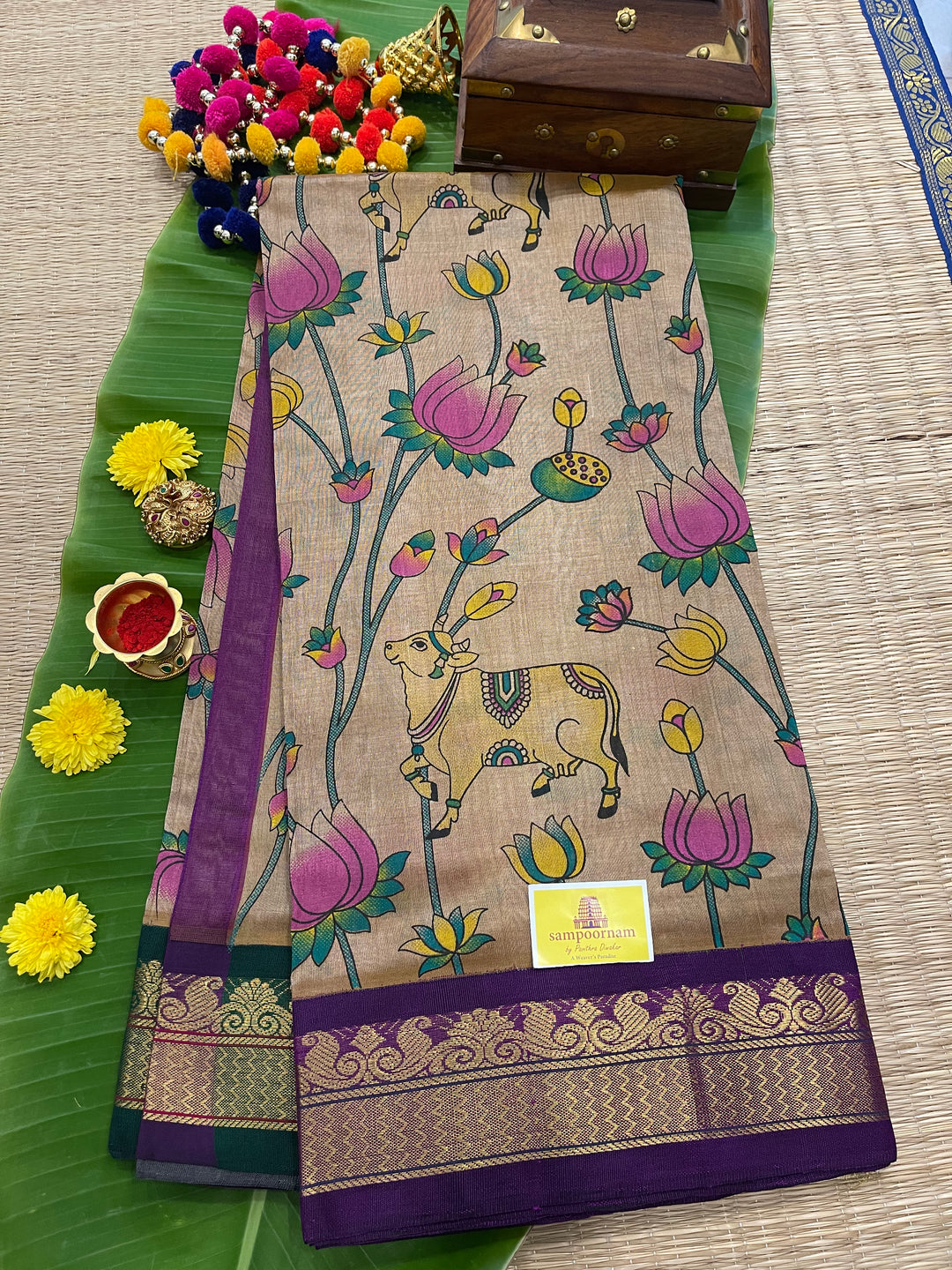 Light Gold With Purple Ganga Jamuna Border Pichwai Printed Korvai Silk Cotton Saree