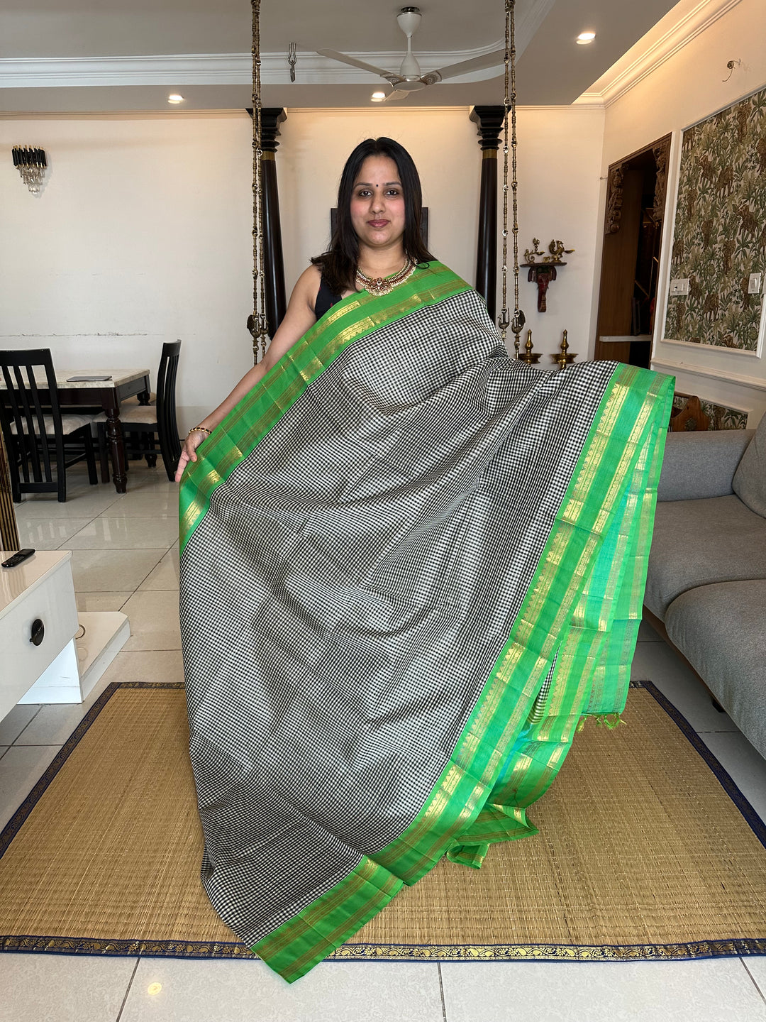 Black and White Podi Kattam with Sea Green Rettapet Border and Rich Pallu Korvai Silk Cotton Saree