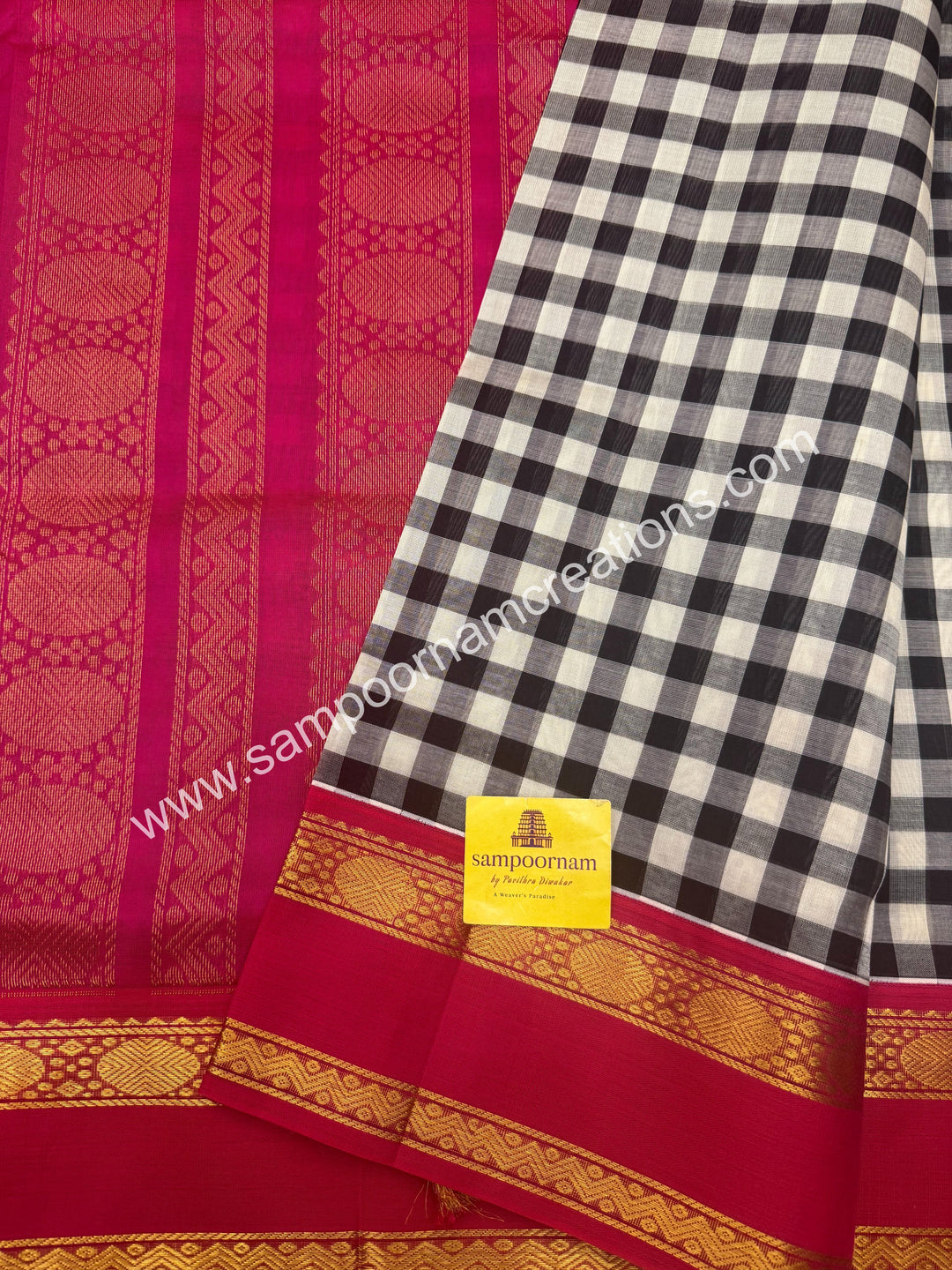 Black , White , with Pink , Pallum Pazham Checks  rettapet borders and rich Pallu Silk Cotton Sarees