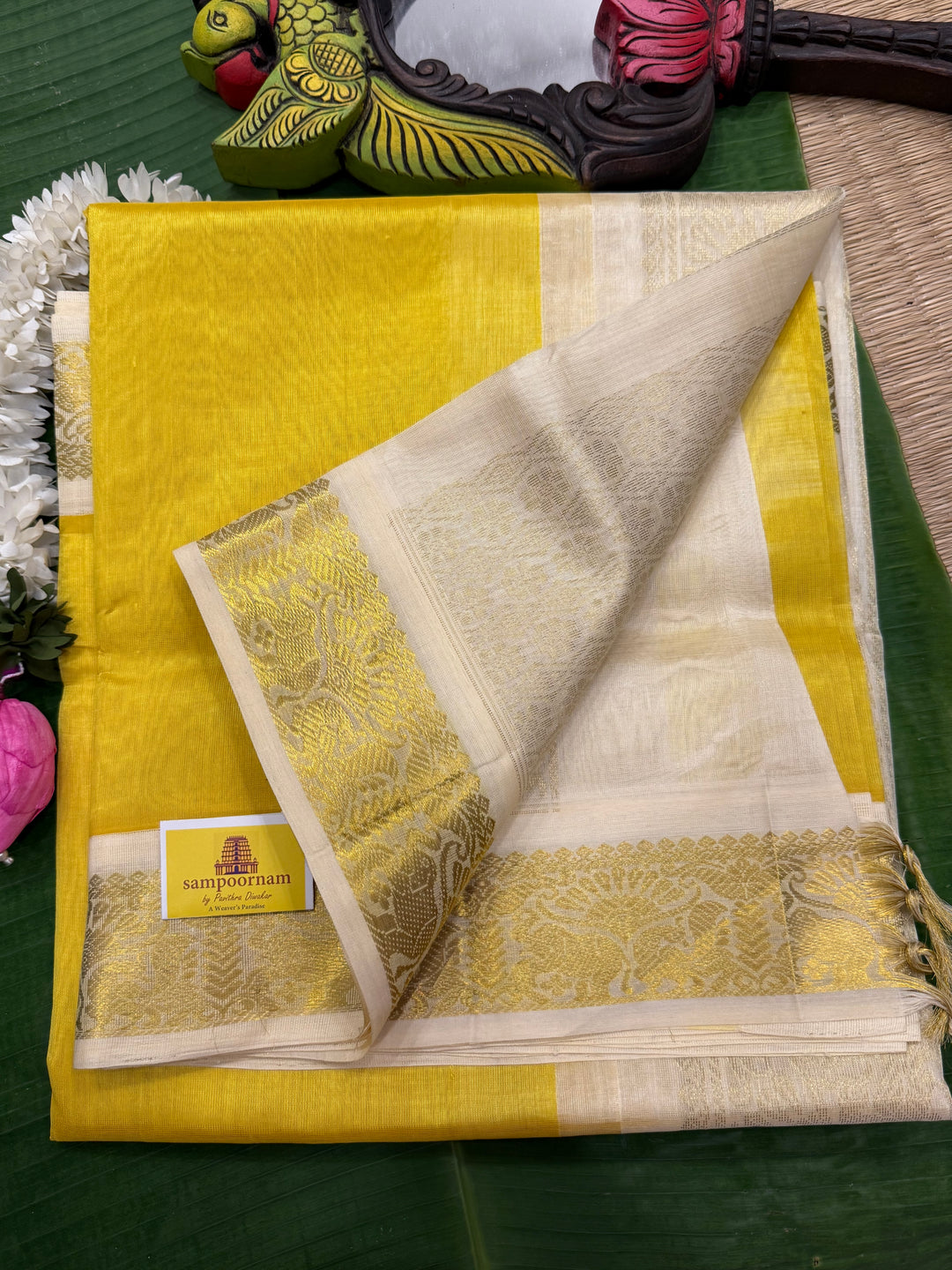 Yellow with Offwhite , traditional borders and rich Pallu Korvai Silk Cotton Saree
