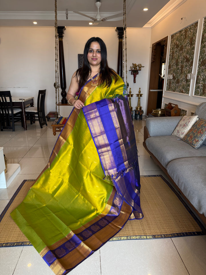 Leaf Green with Blue , Podi zari kattam in the body , one side big satin border with Annam motif and rich Pallu Korvai Silk Cotton Saree