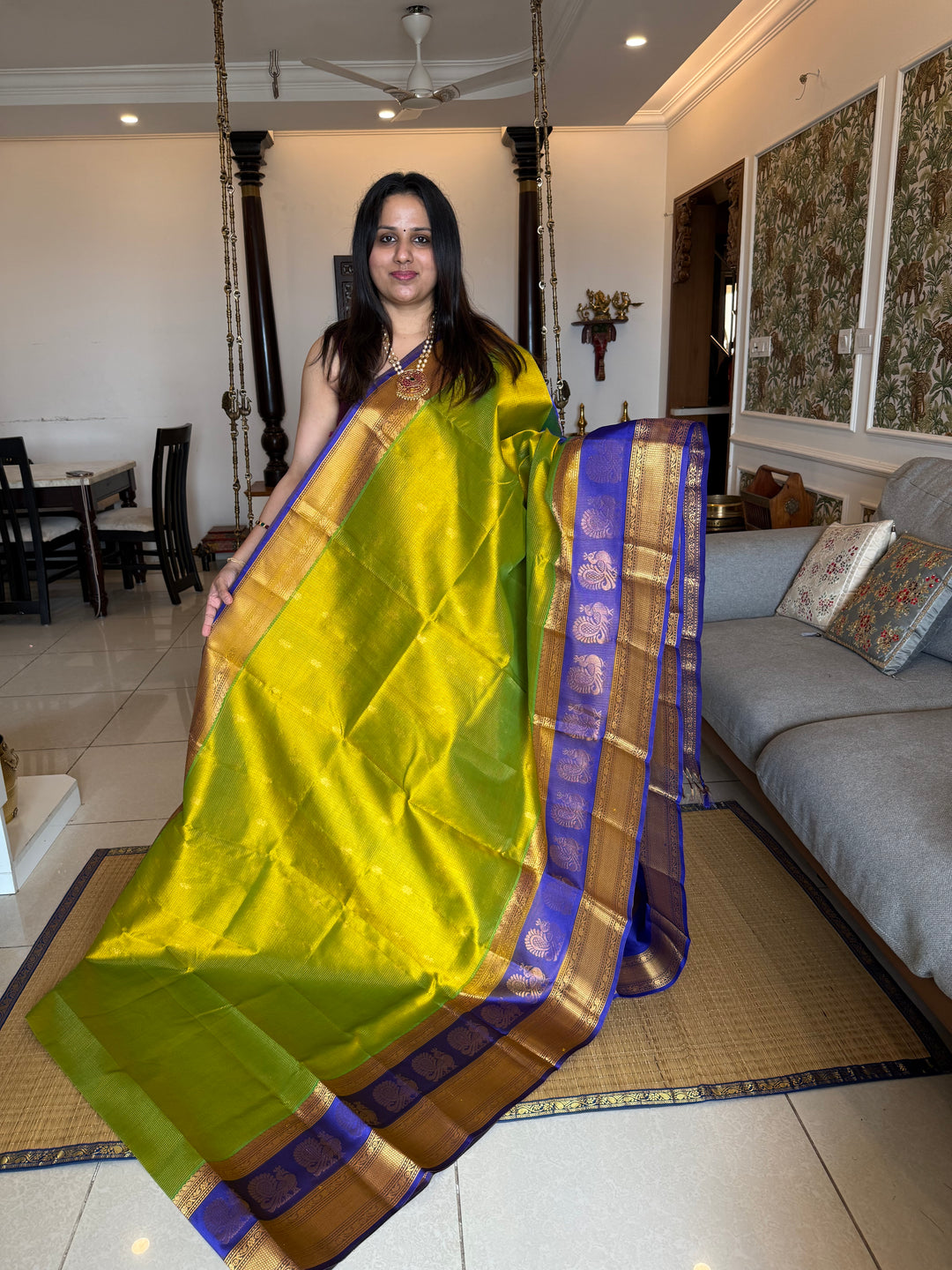 Leaf Green with Blue , Podi zari kattam in the body , one side big satin border with Annam motif and rich Pallu Korvai Silk Cotton Saree