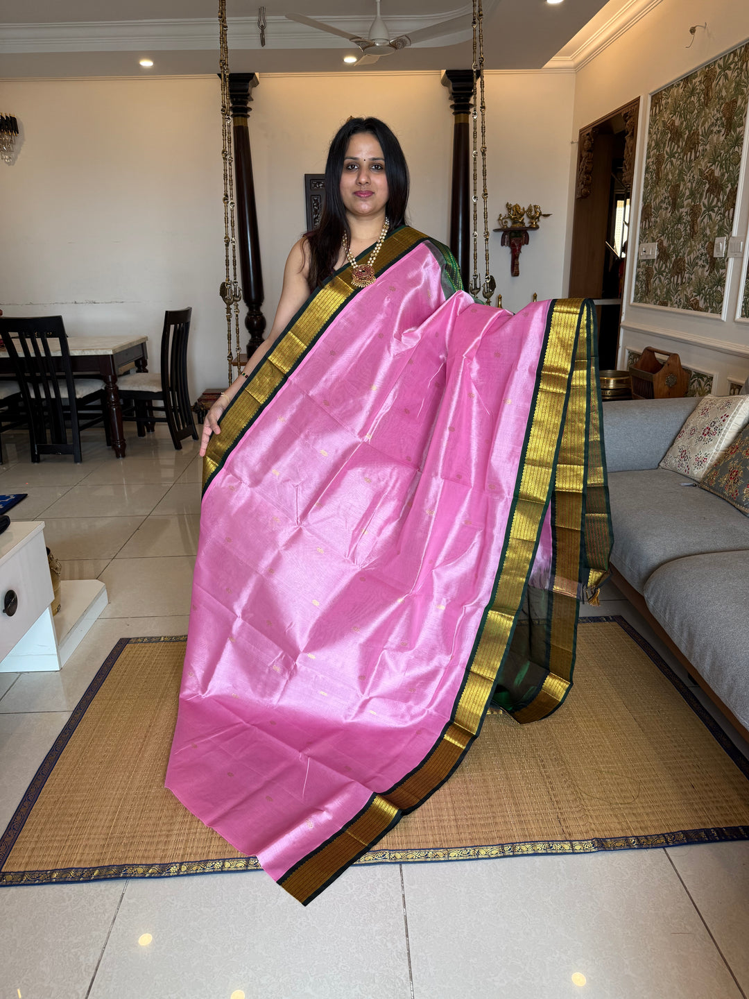 Baby Pink with Dark Green , Zari butta in the body , traditional borders and rich Pallu  Korvai Silk Cotton Saree
