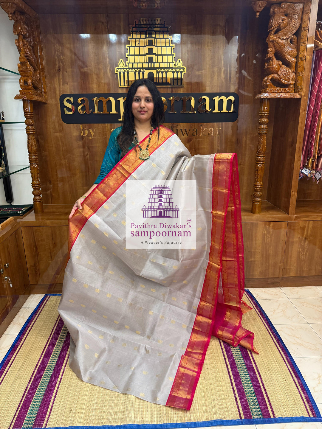 Grey with Pink , Zari Annam butta in the body , rettapet silk borders and rich Pallu Korvai Silk Cotton Saree