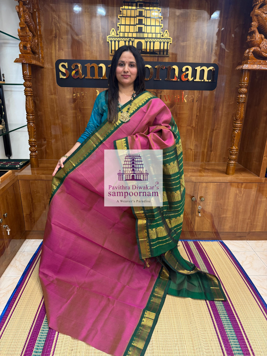 Double shaded Magenta with Green , traditional borders and rich Pallu Korvai Silk Cotton Saree