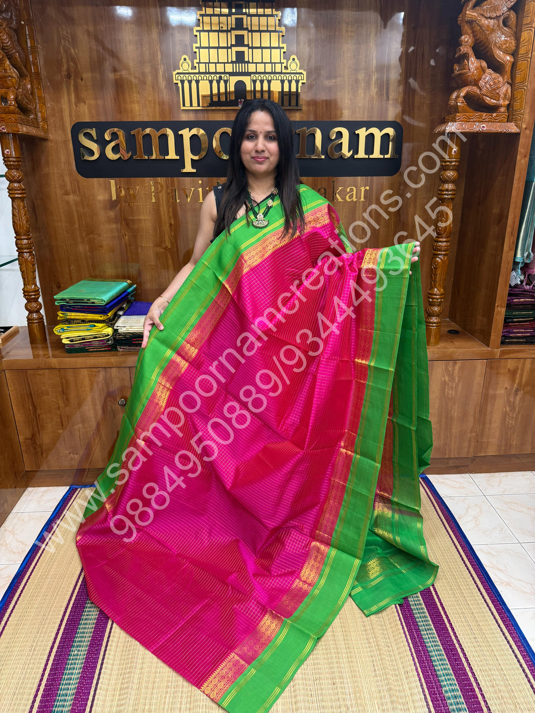 Rani Pink with Parrot Green  , Zari checks in the body , rich borders with traditional Pallu Korvai Silk Cotton Saree