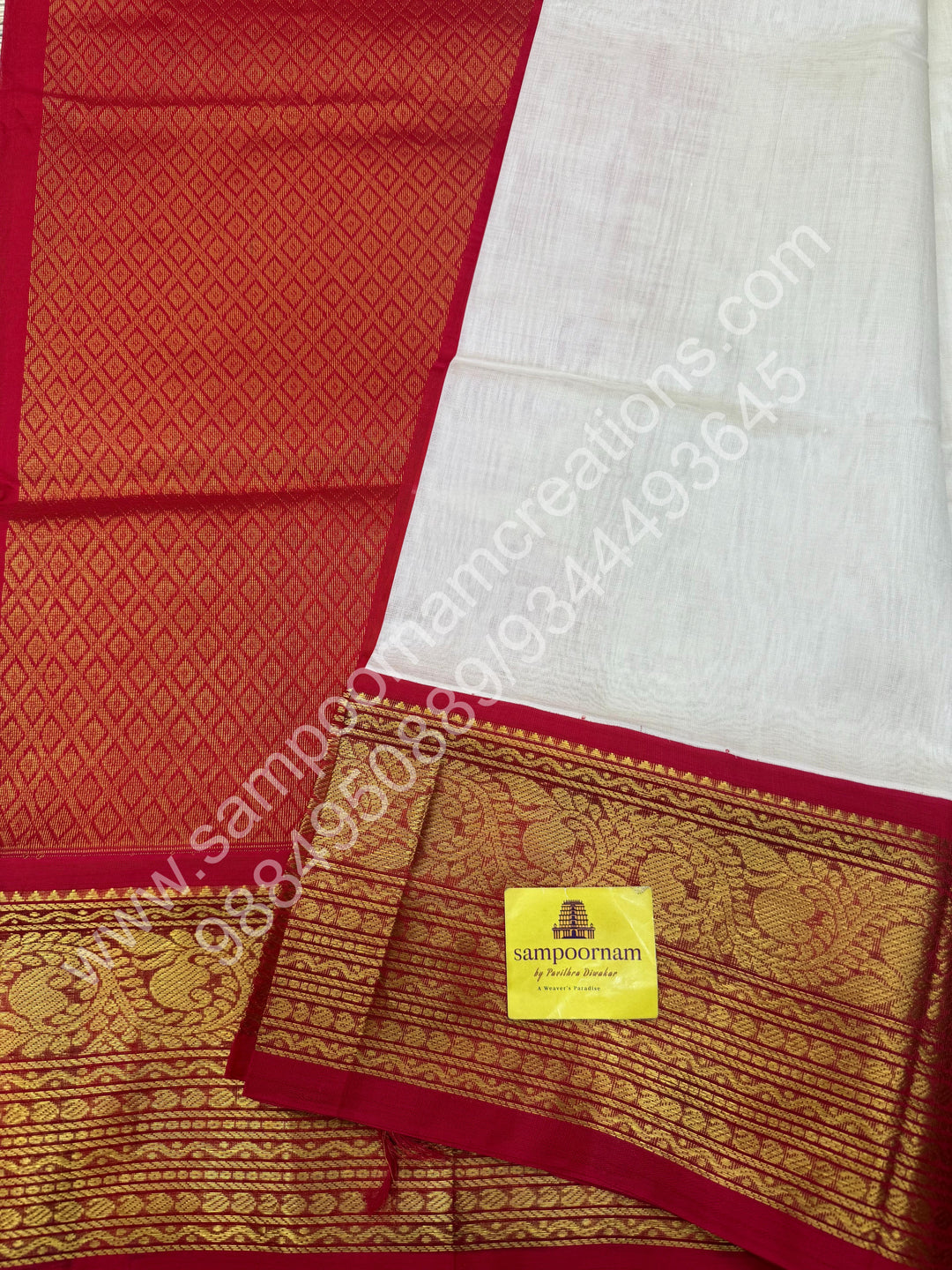 Offwhite with Bright Red , One side long traditional borders and rich Pallu Korvai Silk Cotton Saree