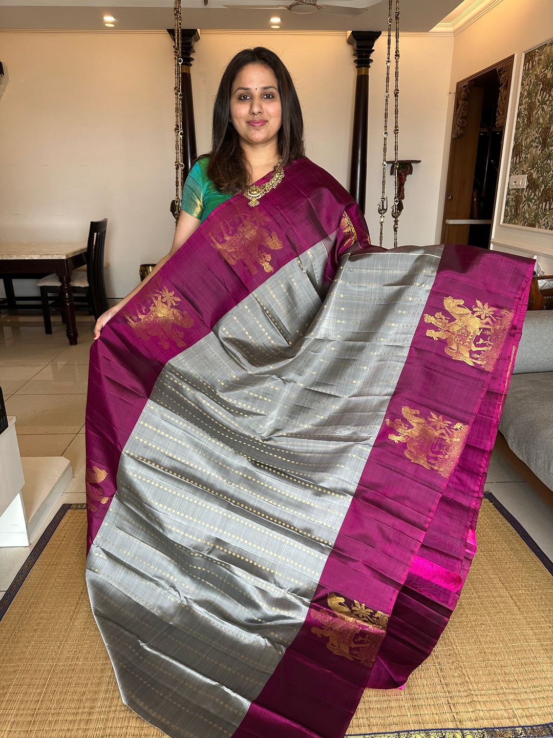 Grey with Magenta Vertical Zari Butta and Grand Pallu Kanjivaram Silk Saree