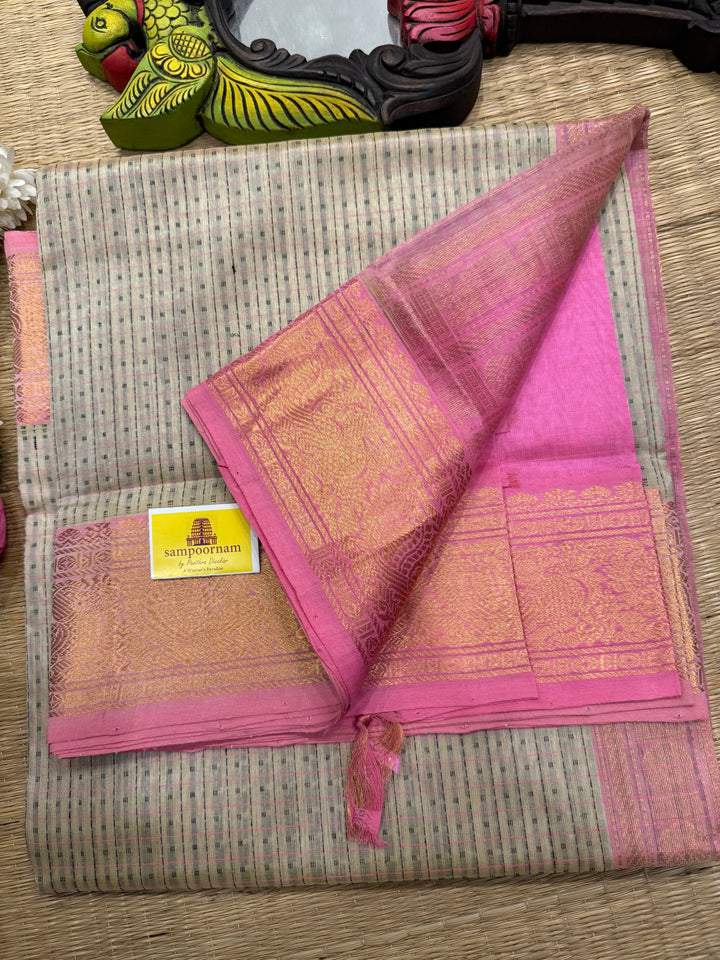 Offwhhite with Baby Pink , Lakshadeepam butta in the body , traditional borders and rich Pallu Lakshadeepam Silk Cotton Saree
