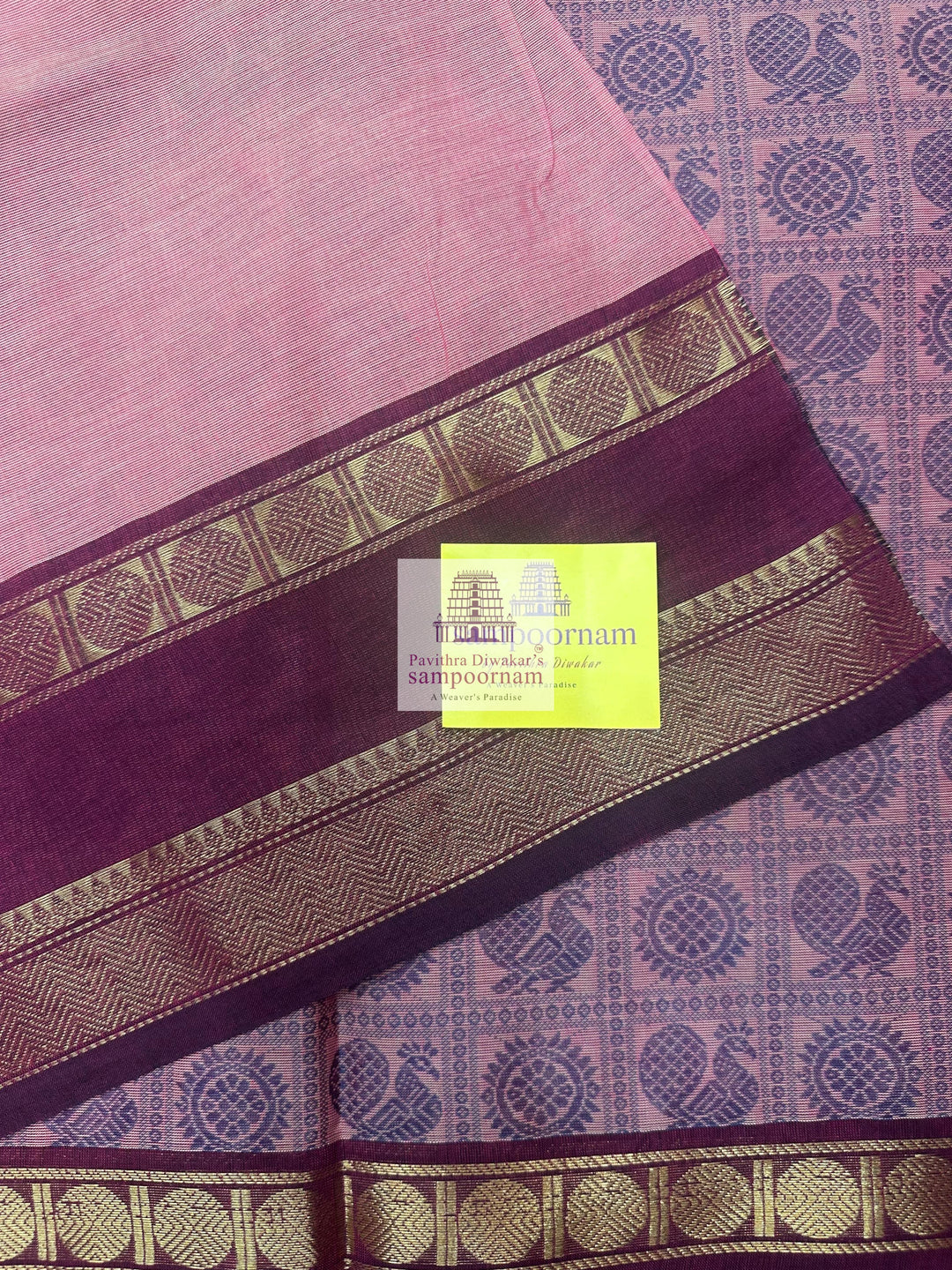 Dusty Pink with Maroon  , Annam and Chakram thread butta in the body  , rettapet border and Plain  Pallu Chettinad Cotton Saree