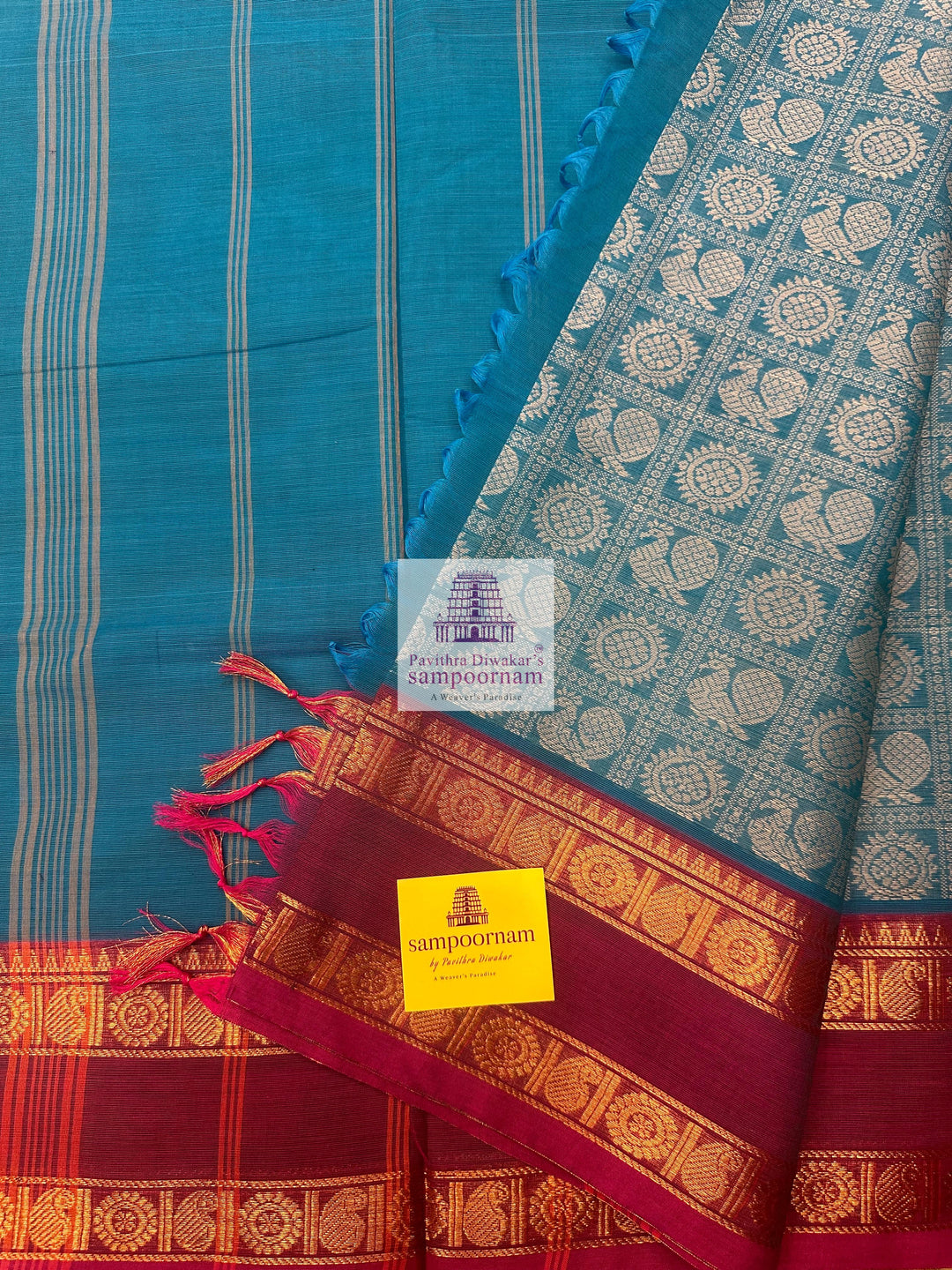 Light Blue with Magenta  , Annam and Chakram thread butta in the body  , rettapet border and Plain  Pallu Chettinad Cotton Saree
