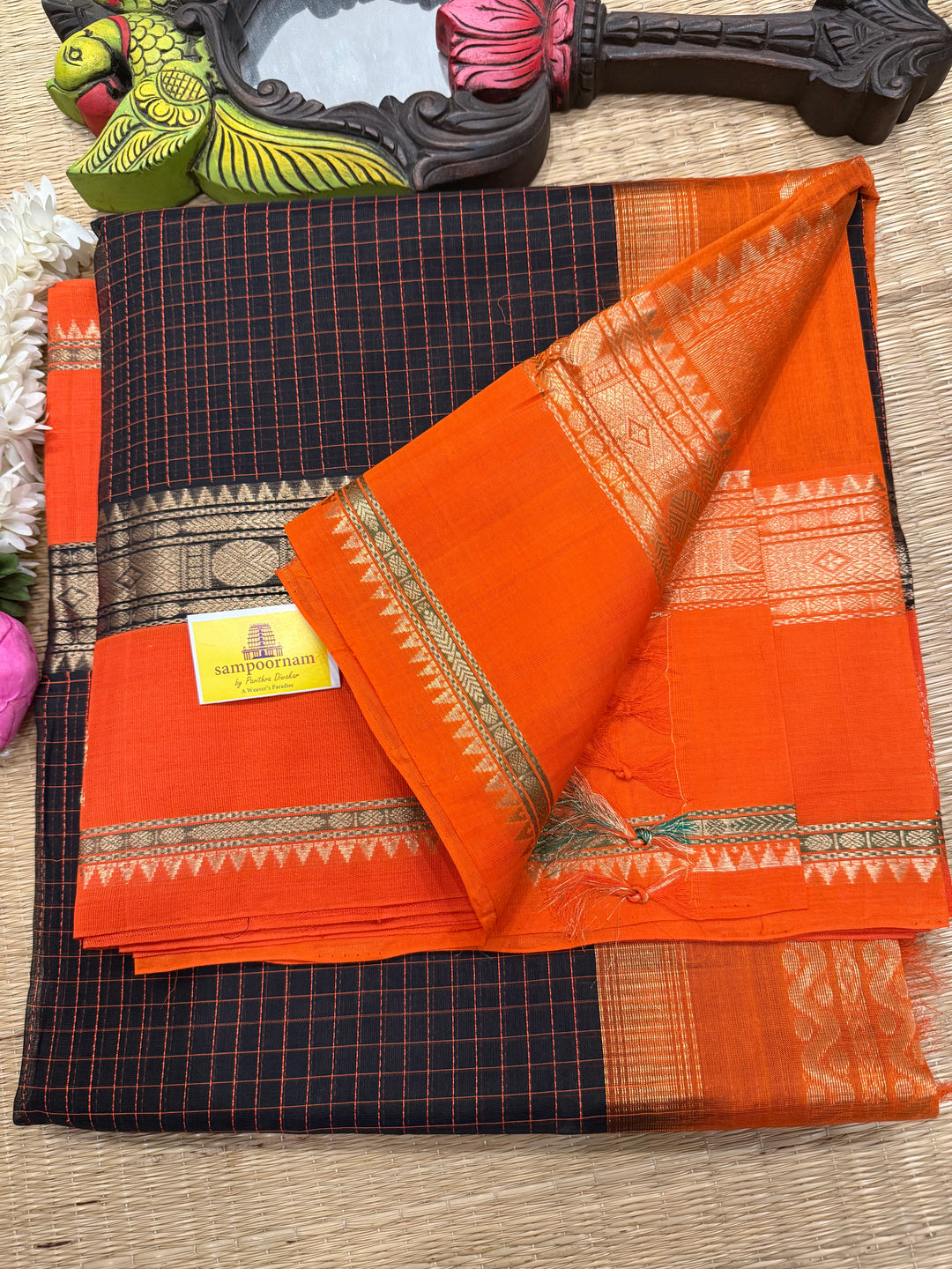 Dark Brown with Fanta Orange  ,Thread Kattam in the body , one side border with Annam Motif and rich Pallu Korvai Silk Cotton Saree